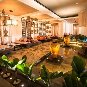 Hotel Rose Garden, Rangoon